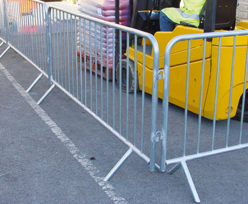 OD 42 มม. ผงเคลือบ Crowd Stopper Barricades Gates PVC Coated